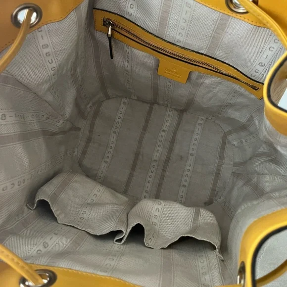 Authentic Gucci bag - Picture 6 of 11